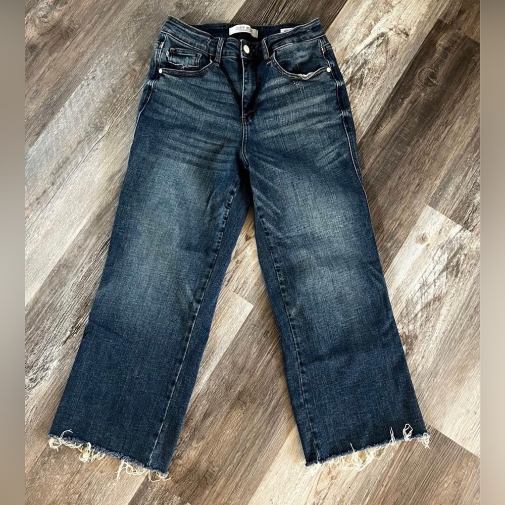 Judy Blue Wide Leg Crop Jeans Size 7